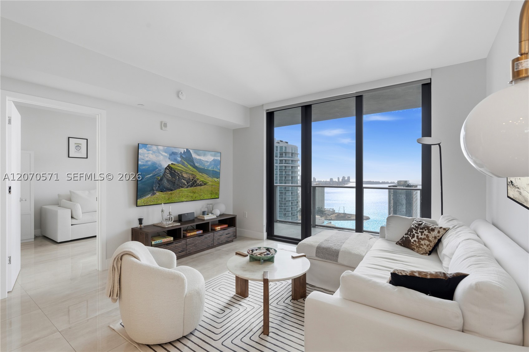 1010 Brickell Ave 3903 Property Photo 1