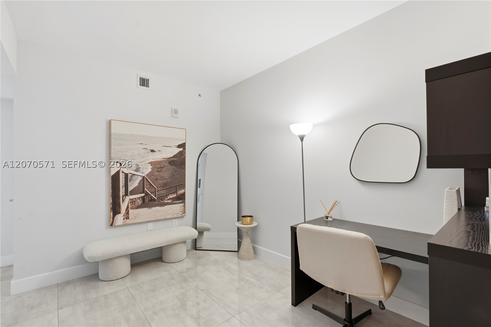 1010 Brickell Ave 3903 Property Photo 8