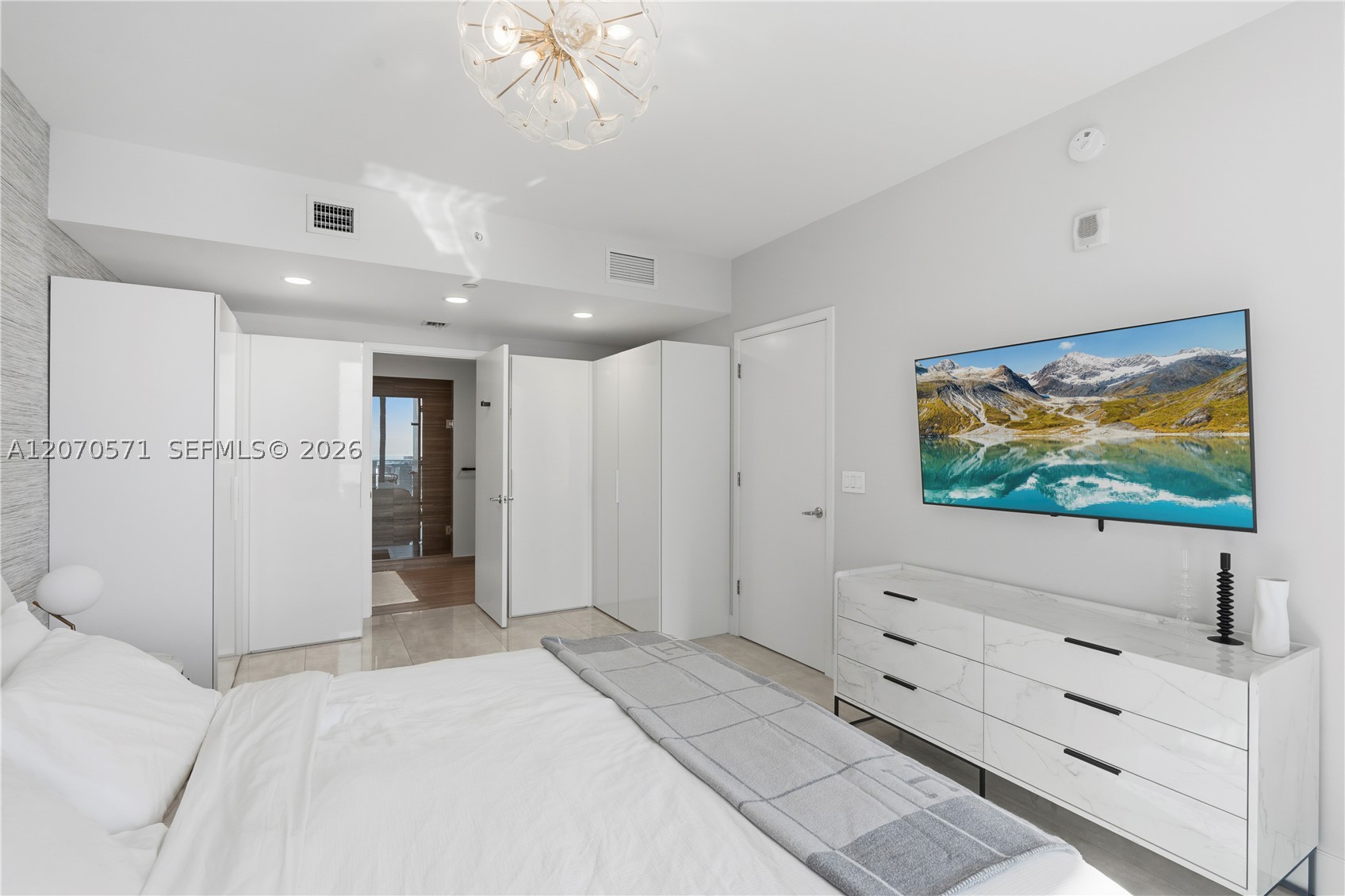 1010 Brickell Ave 3903 Property Photo 18