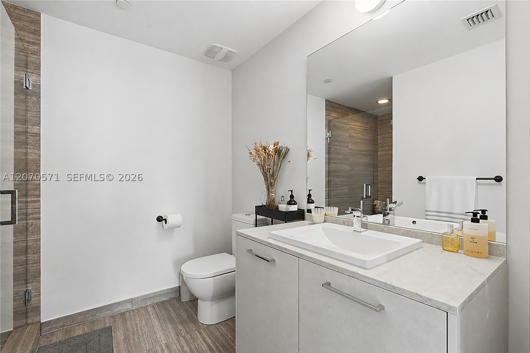 1010 Brickell Ave 3903 Property Photo 25