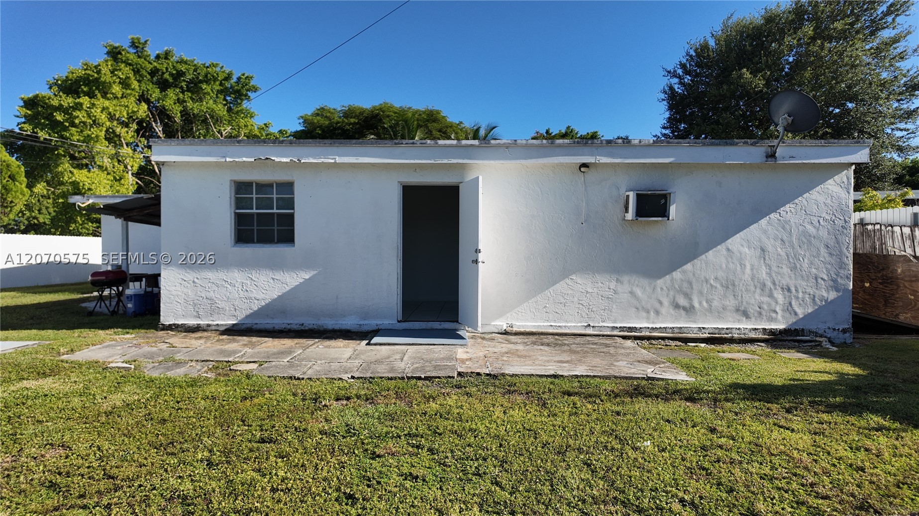 9815 Sw 51st Ter 2 Property Photo 1