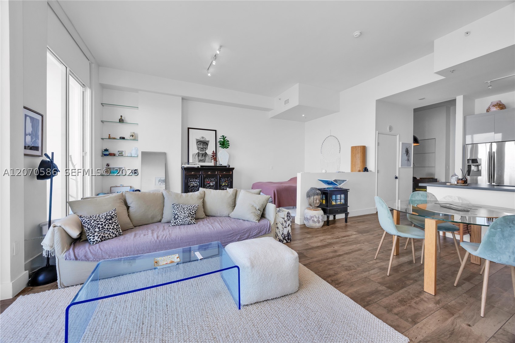 A12070586 Property Photo 16