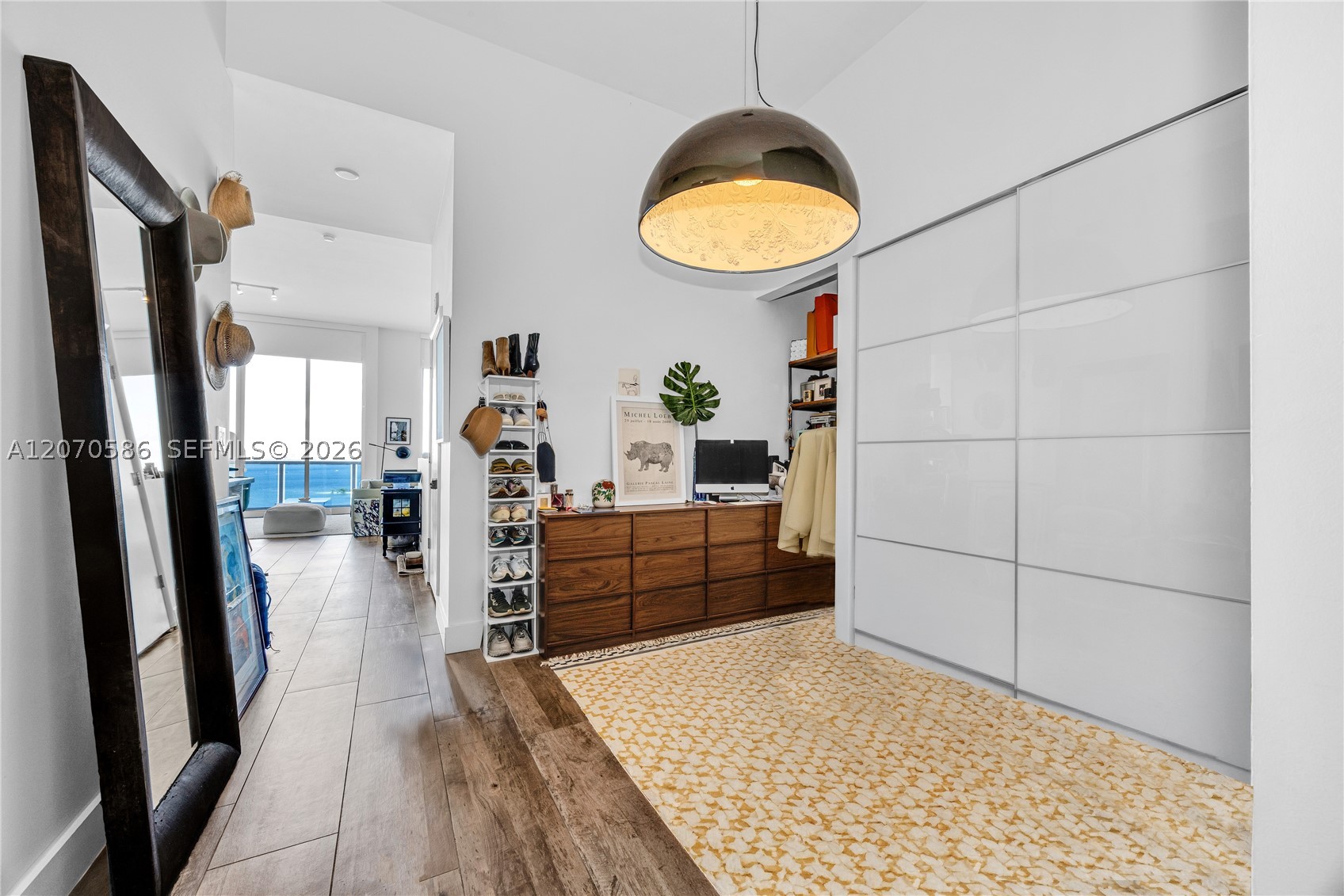 A12070586 Property Photo 22