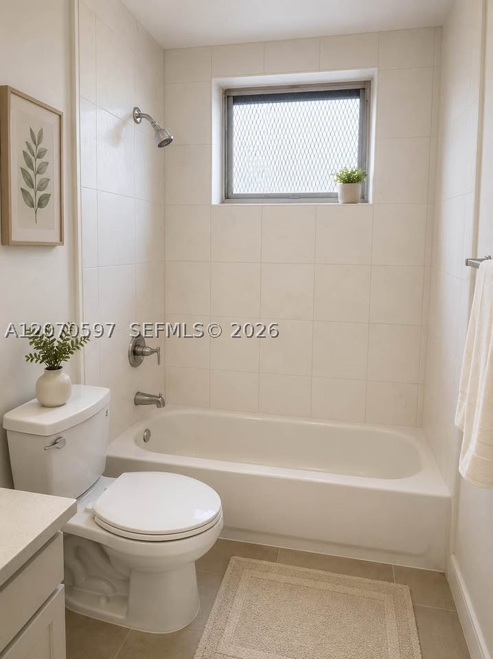 1951 Ne 167th St 15 Property Photo 4