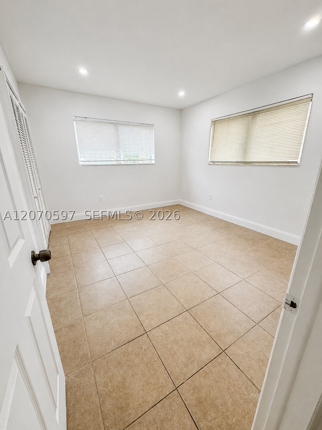 1951 Ne 167th St 15 Property Photo 6