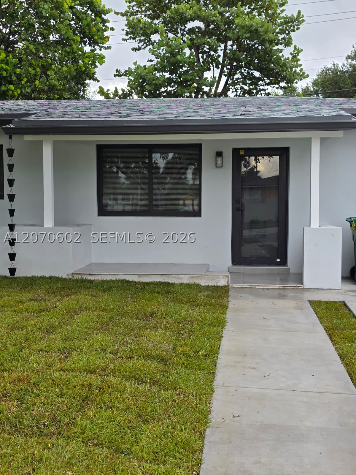 2910 Nw 175th St Property Photo 3