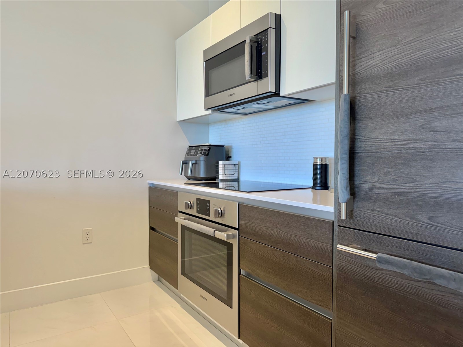 301 Altara Ave 418 Property Photo 17