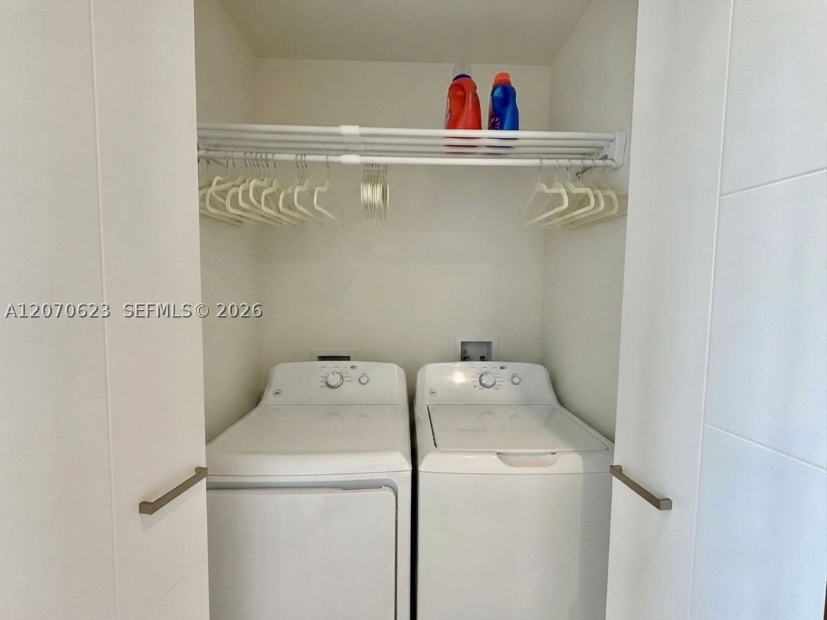 301 Altara Ave 418 Property Photo 23
