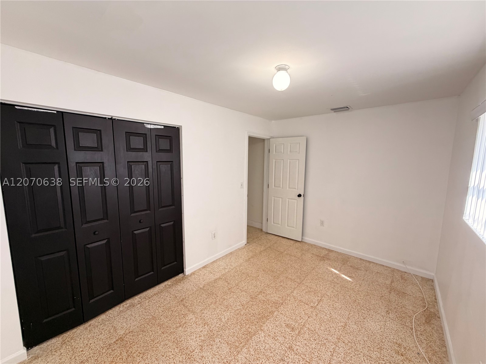 18711 Nw 24th Ave Property Photo 12
