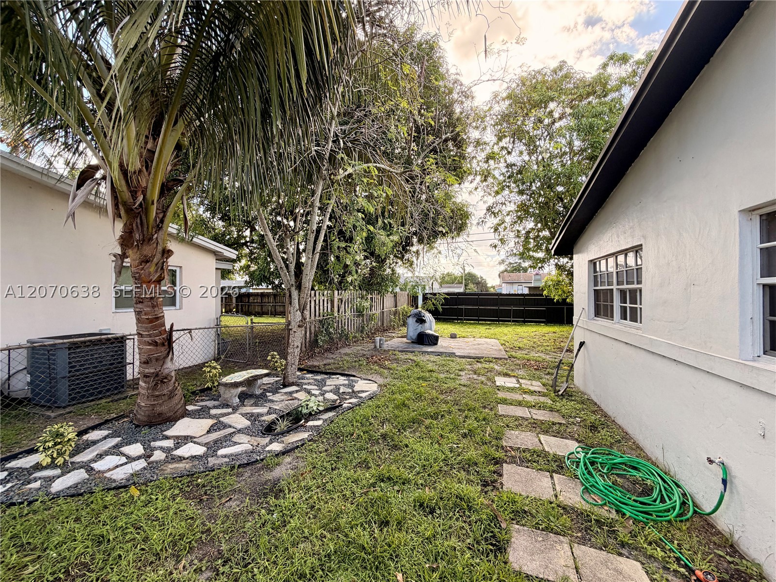 18711 Nw 24th Ave Property Photo 15
