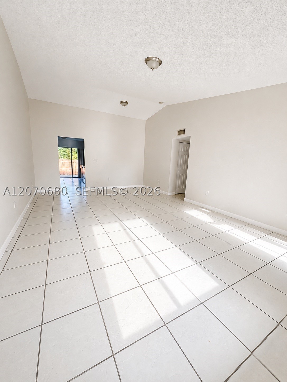 28331 Sw 141st Ct Property Photo 5