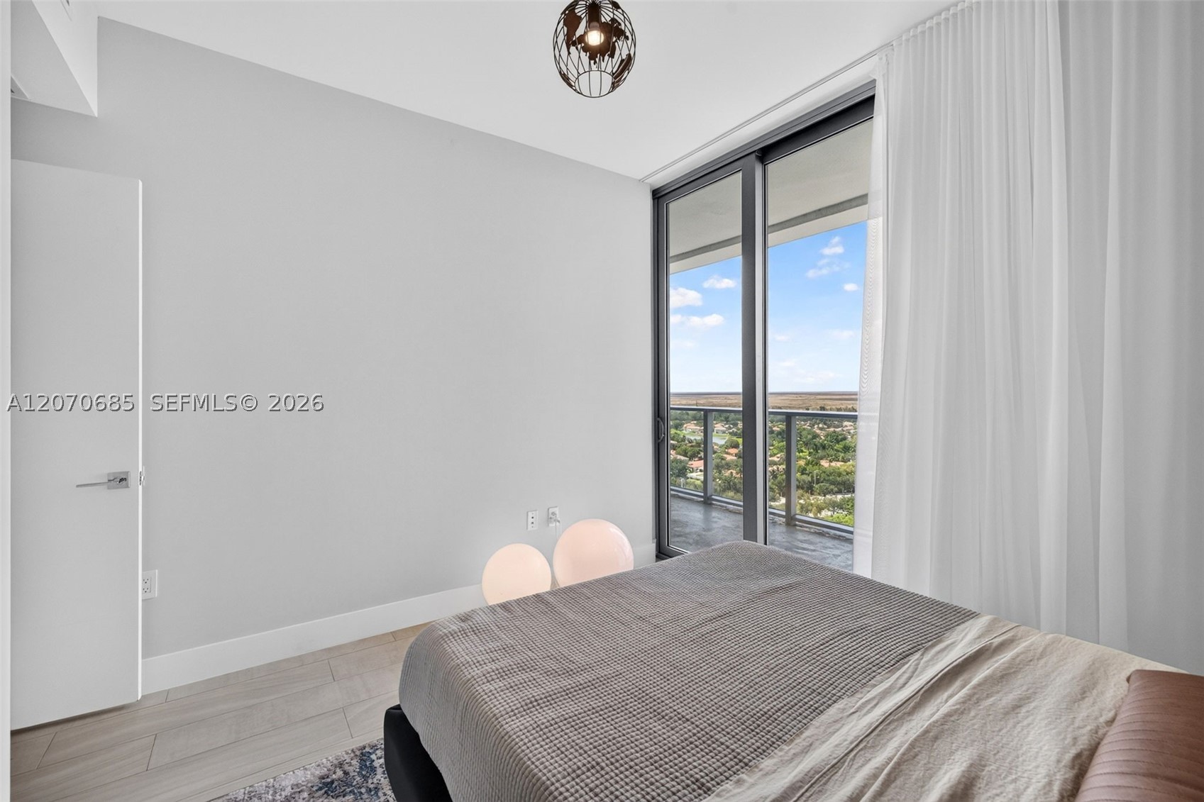 2000 Metropica Way 1901 Property Photo 25