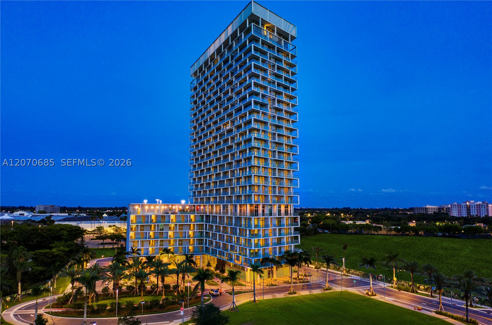 2000 Metropica Way 1901 Property Photo 42