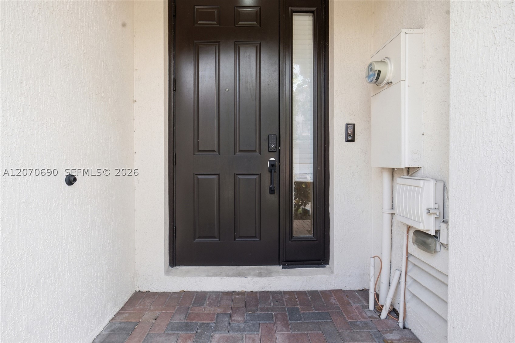 4758 Cypress St Property Photo 18