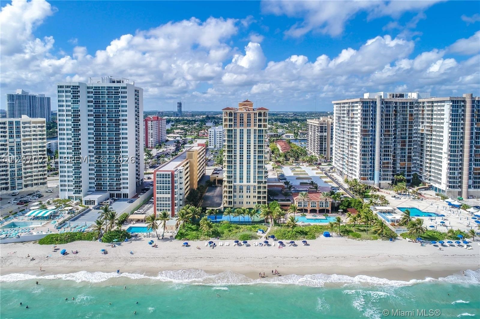 2080 S Ocean Dr Lph9 Property Photo 1