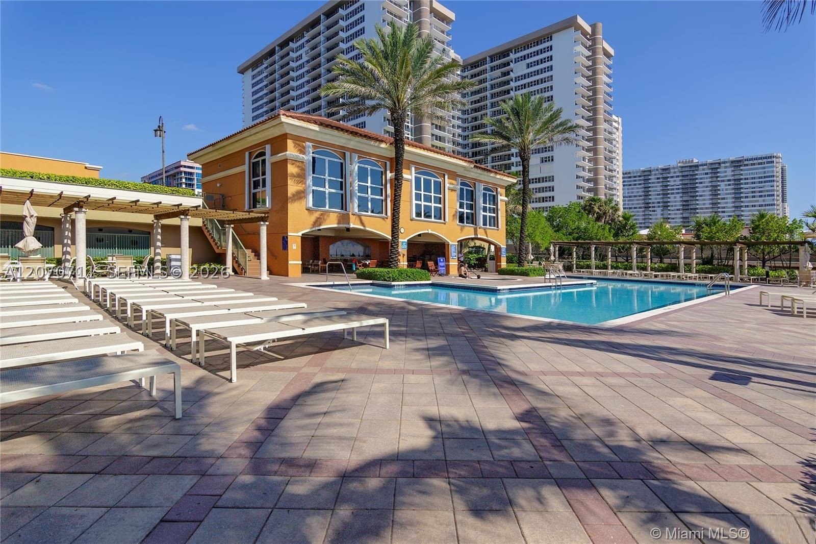 2080 S Ocean Dr Mph09 Property Photo 37