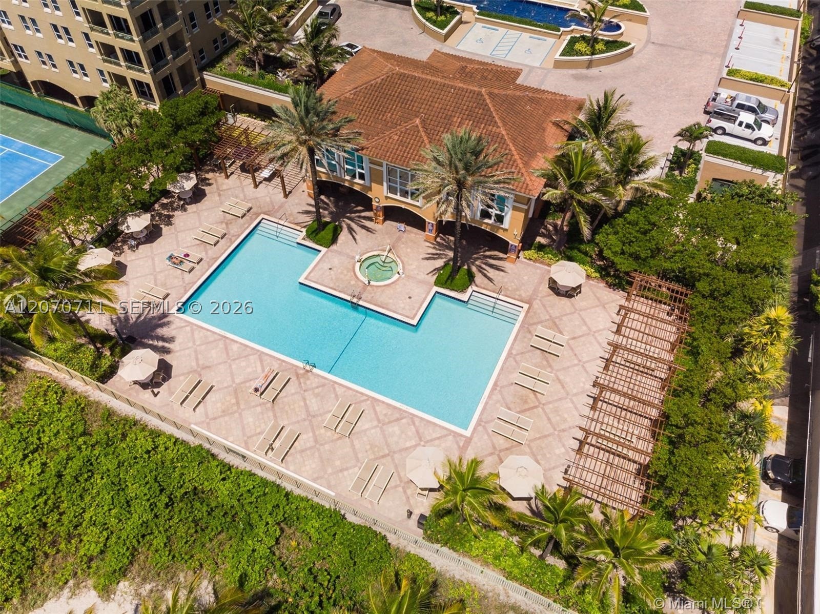 2080 S Ocean Dr Mph09 Property Photo 42