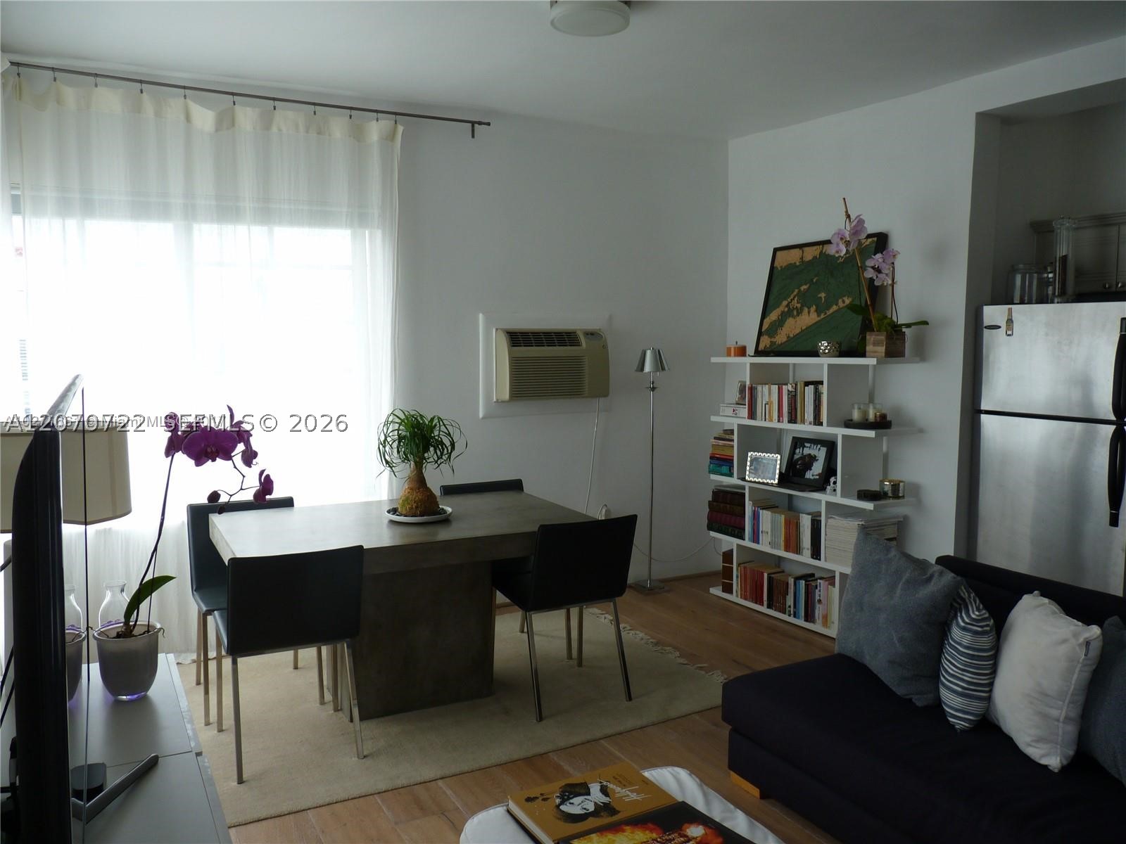820 Euclid Ave 204 Property Photo 6