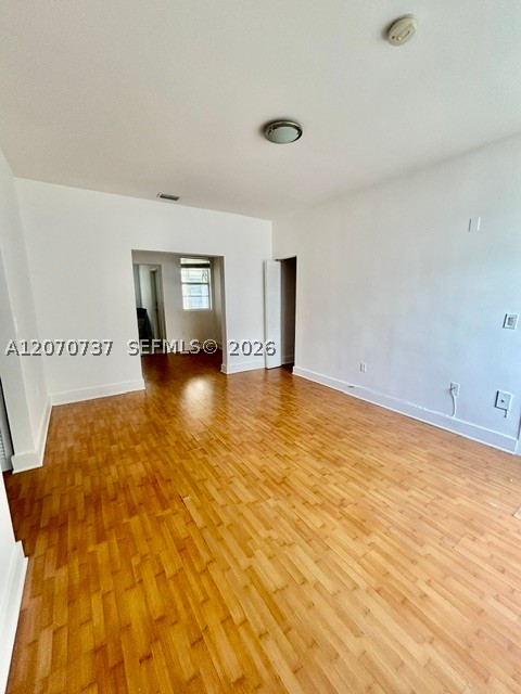 1000 Meridian Ave 18 Property Photo 2