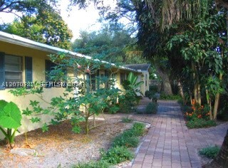 712 Sw 14th Ave 3 Property Photo 3