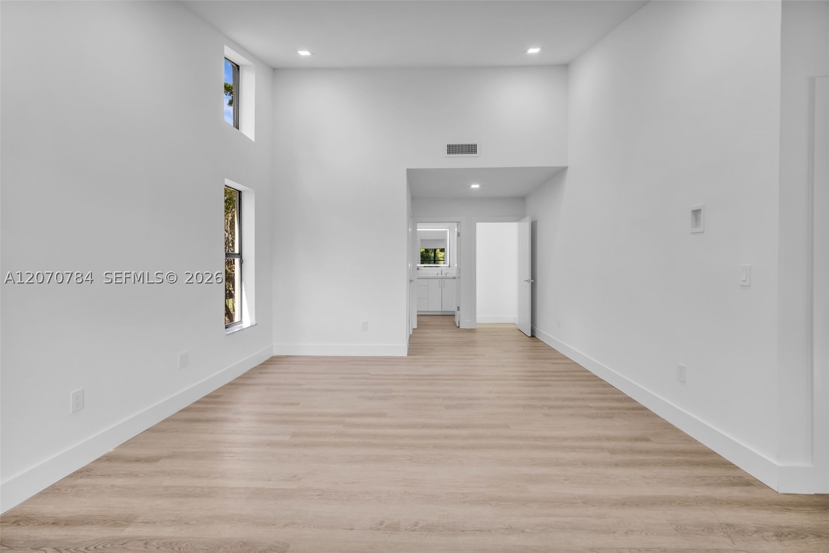 16778 Willow Creek Dr 16778 Property Photo 10