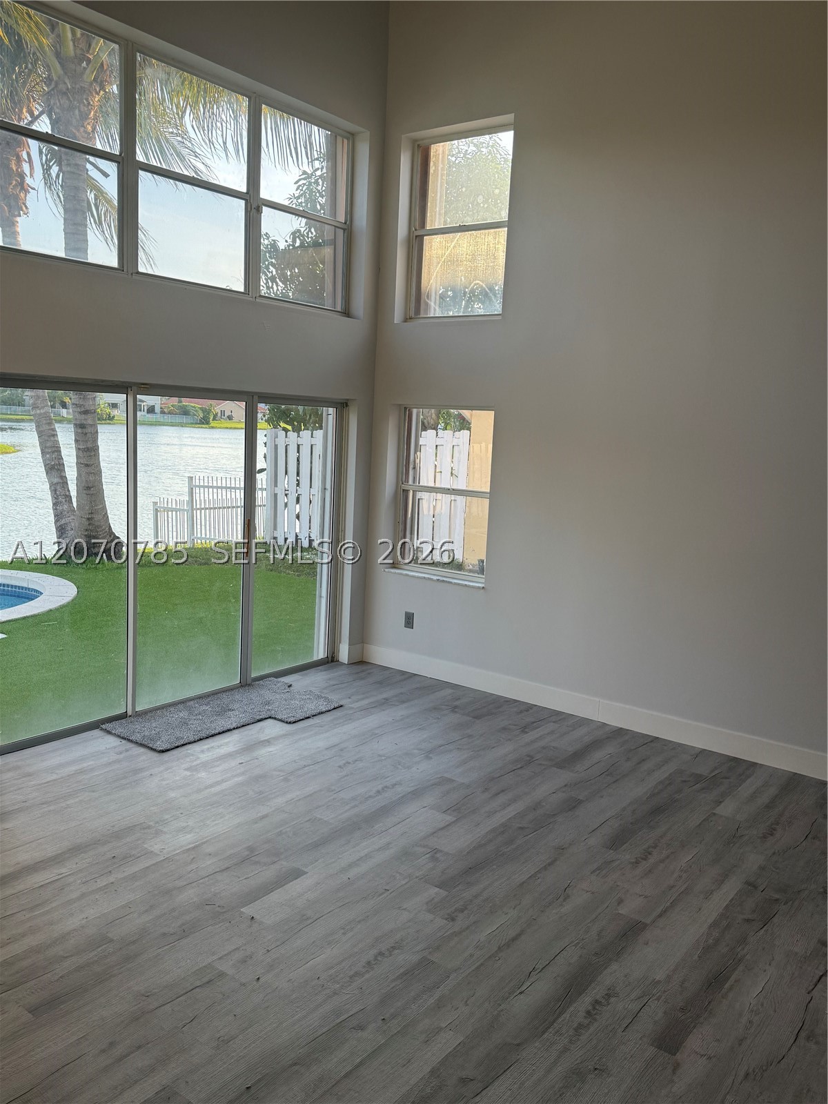 13950 Oak Ridge Dr Property Photo 6