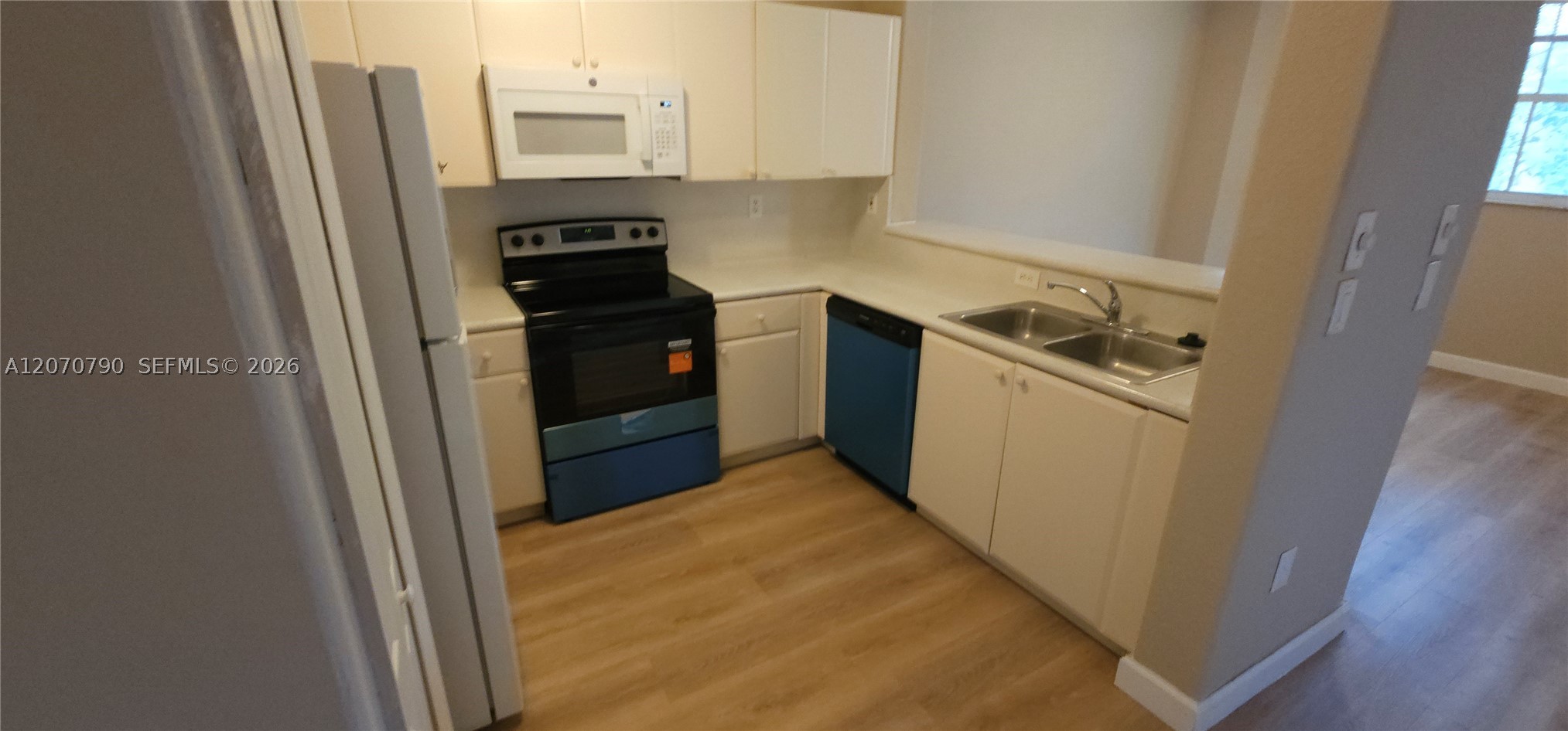 1662 Se 27th Dr 208 Property Photo 13