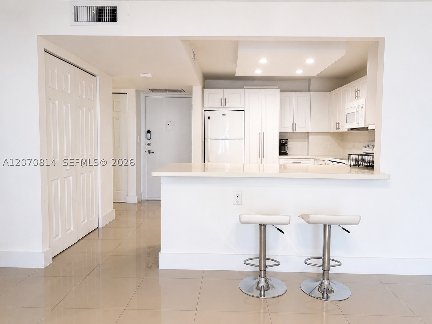 1865 S Ocean Dr 8I Property Photo 1