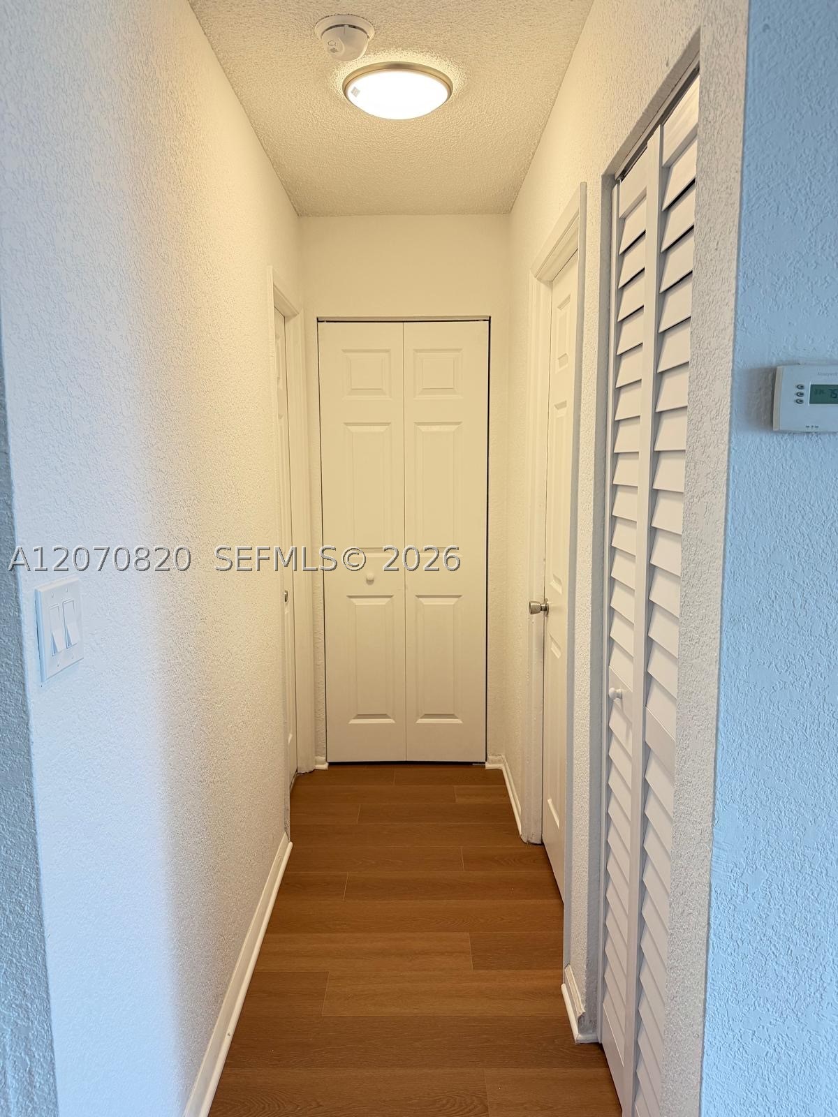 411 Executive Center Dr 109 Property Photo 8