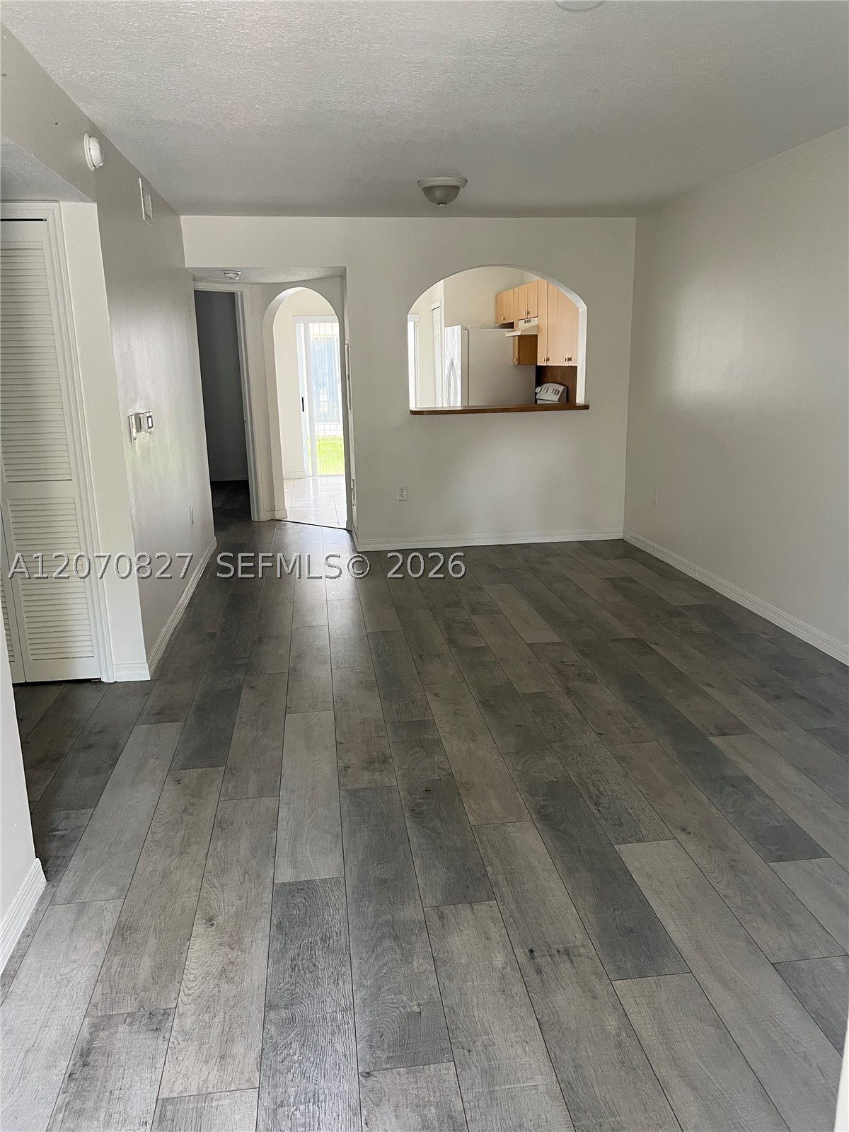 2911 Se 13th Ave 104-49 Property Photo 2