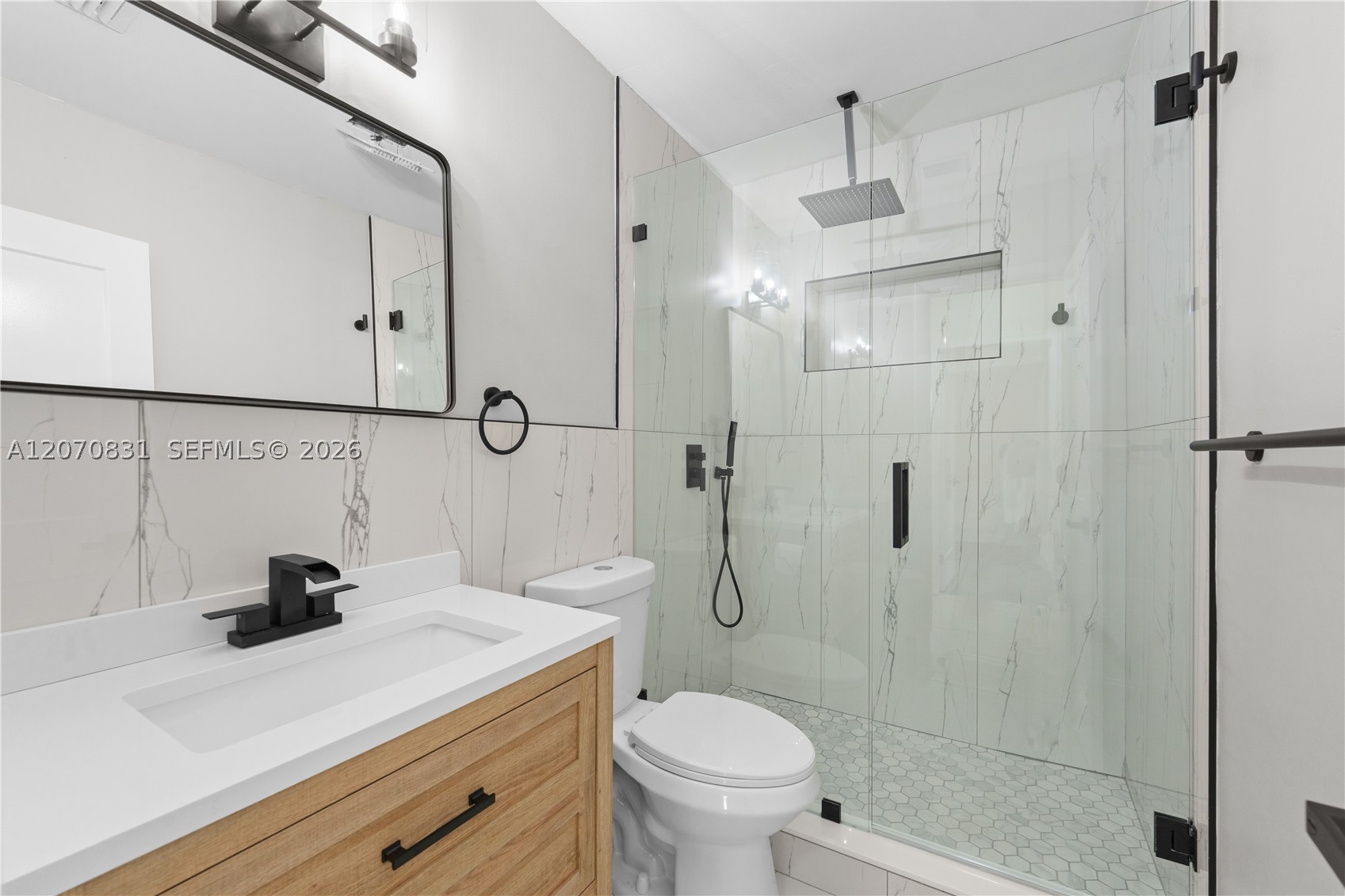 3561 Nw 41st St Property Photo 12