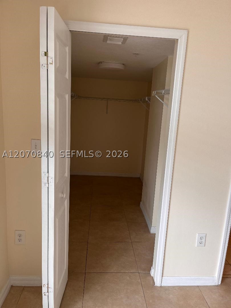 1690 Sw 27th Ave 610 Property Photo 7