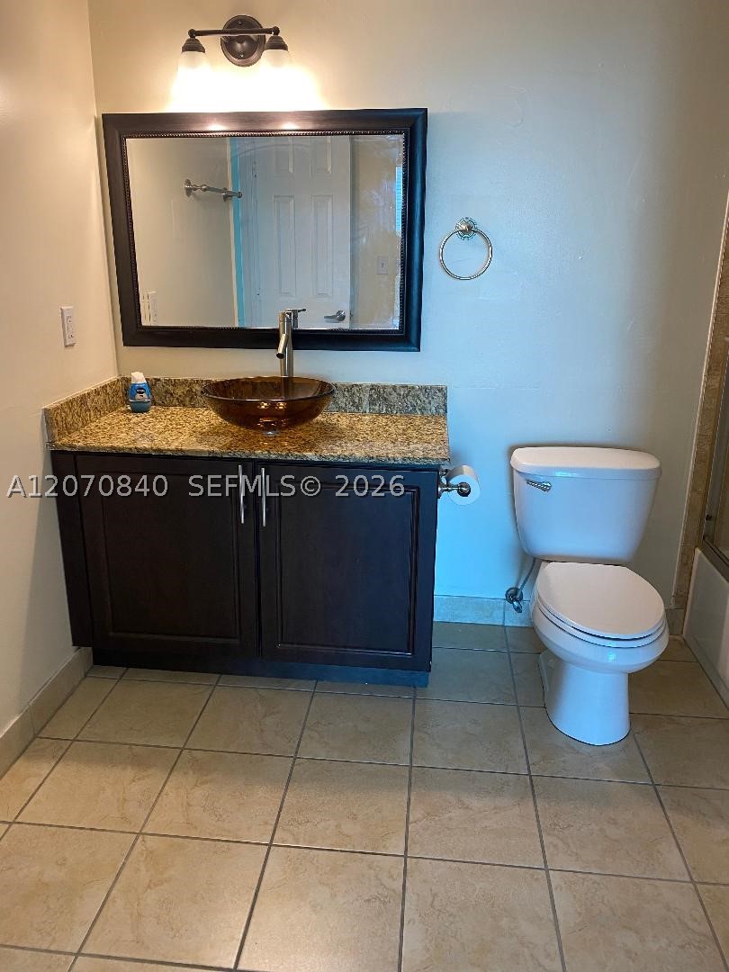 1690 Sw 27th Ave 610 Property Photo 13