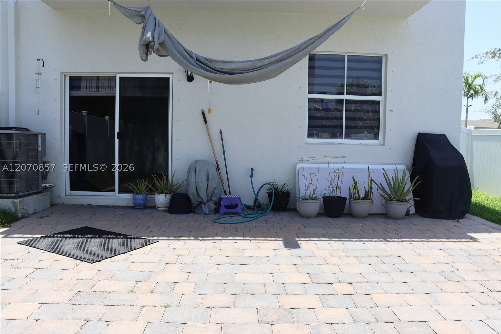 A12070857 Property Photo 17