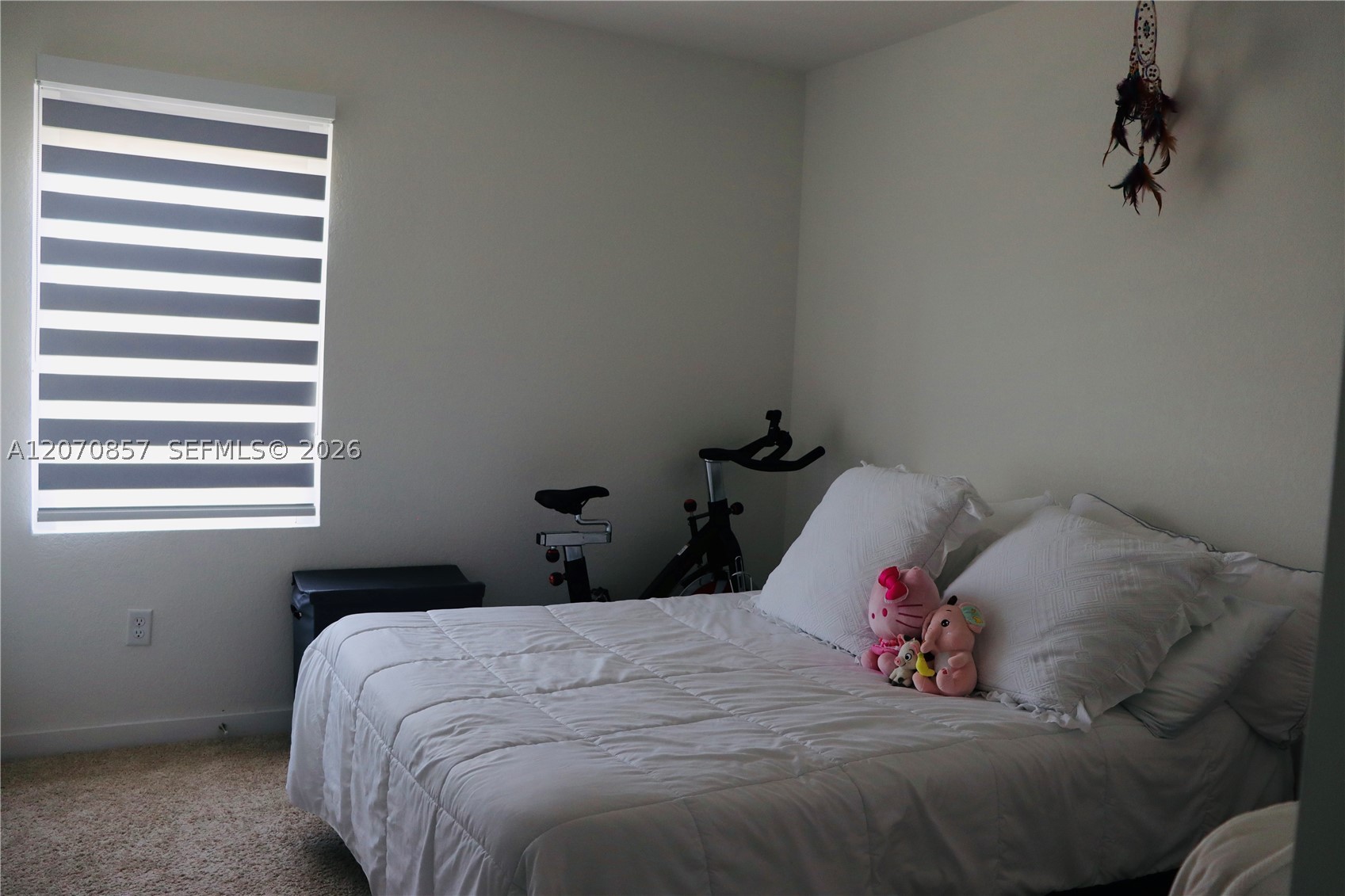 A12070857 Property Photo 26