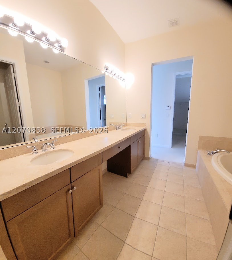 6033 Nw 118th Dr 6033 Property Photo 29