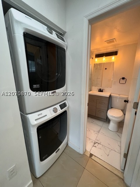 1945 Marseille Dr 1 Property Photo 5