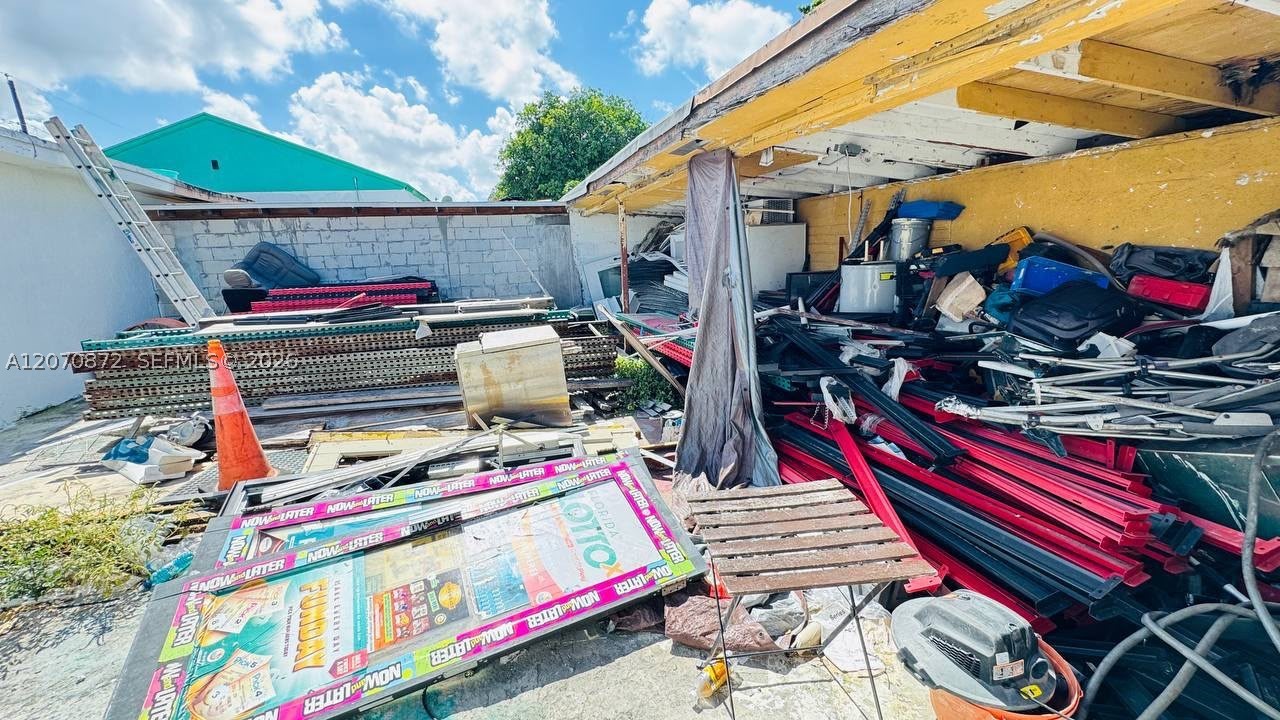 A12070872 Property Photo 14