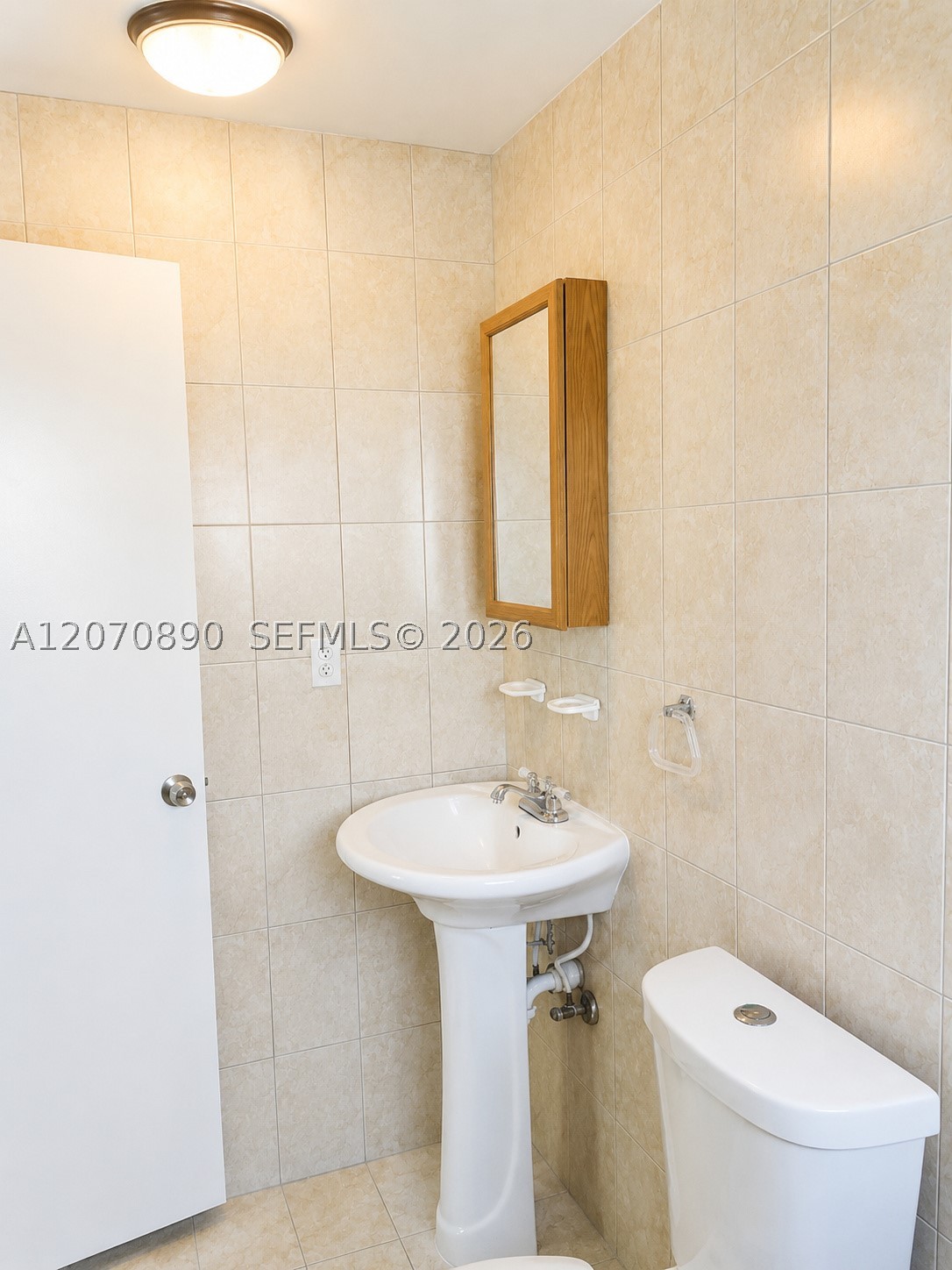 325 Ne 108th St 1 Property Photo 6
