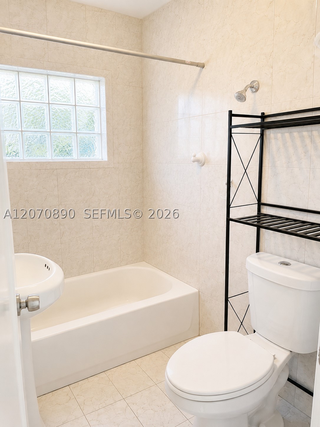 325 Ne 108th St 1 Property Photo 10
