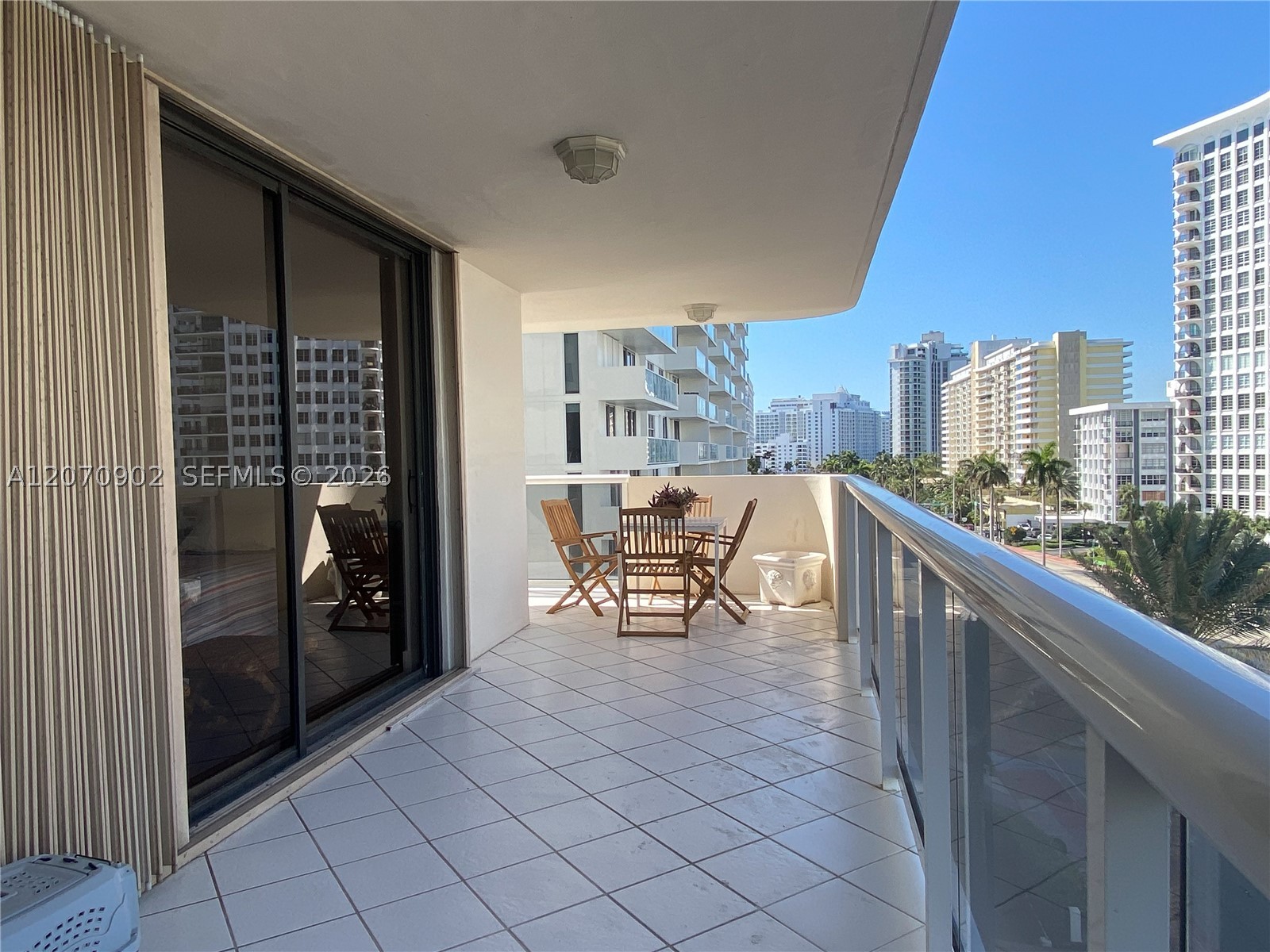 5757 Collins Ave 703 Property Photo 17