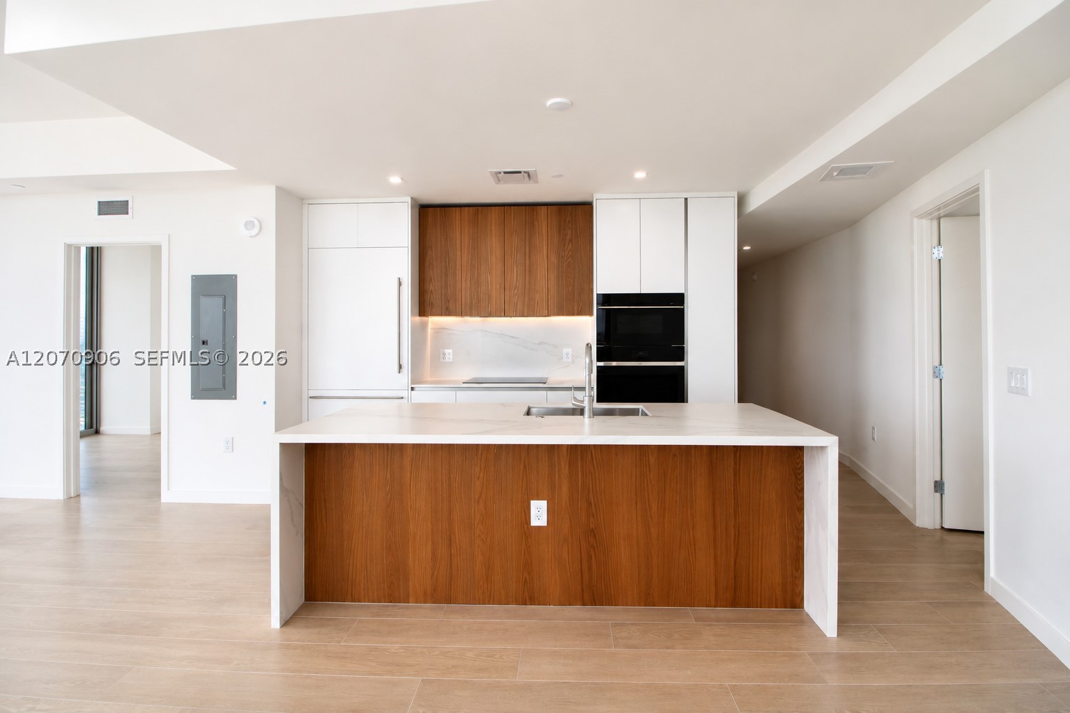 1400 Biscayne Blvd 3401 Property Photo 5