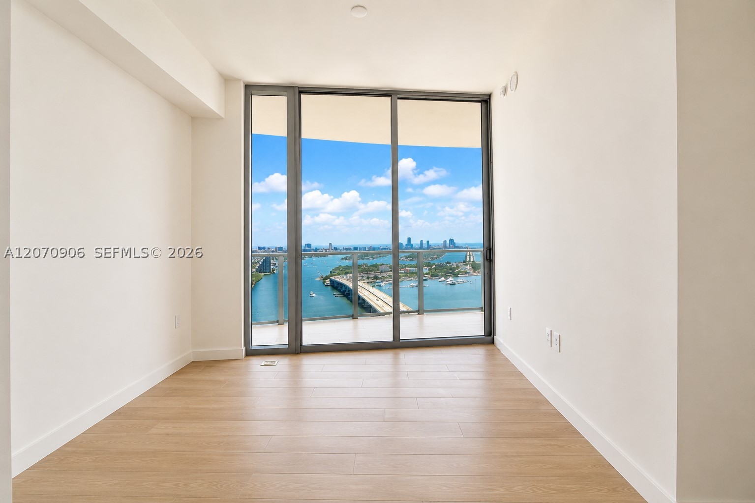 1400 Biscayne Blvd 3401 Property Photo 11