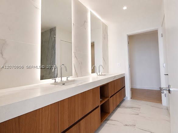 1400 Biscayne Blvd 3401 Property Photo 12