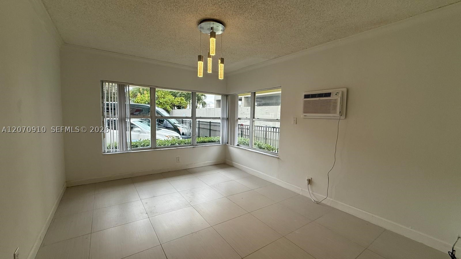 9241 Collins 1 Property Photo 3