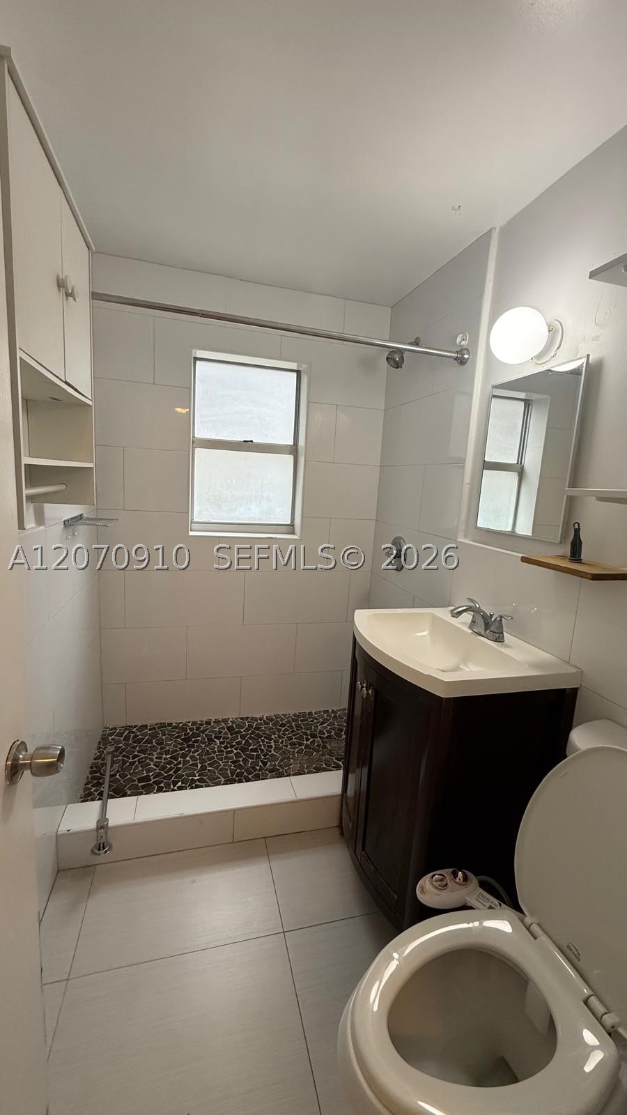 9241 Collins 1 Property Photo 19
