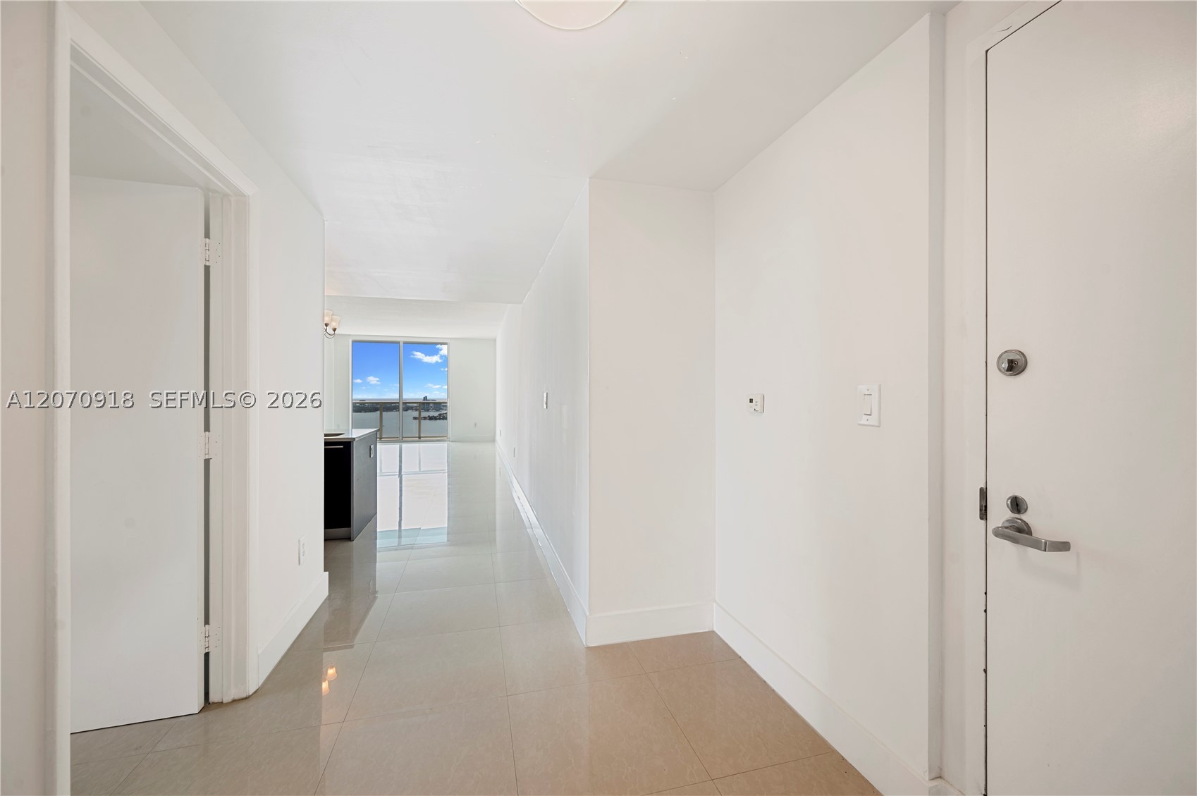 1900 N Bayshore Dr 4302 Property Photo 22
