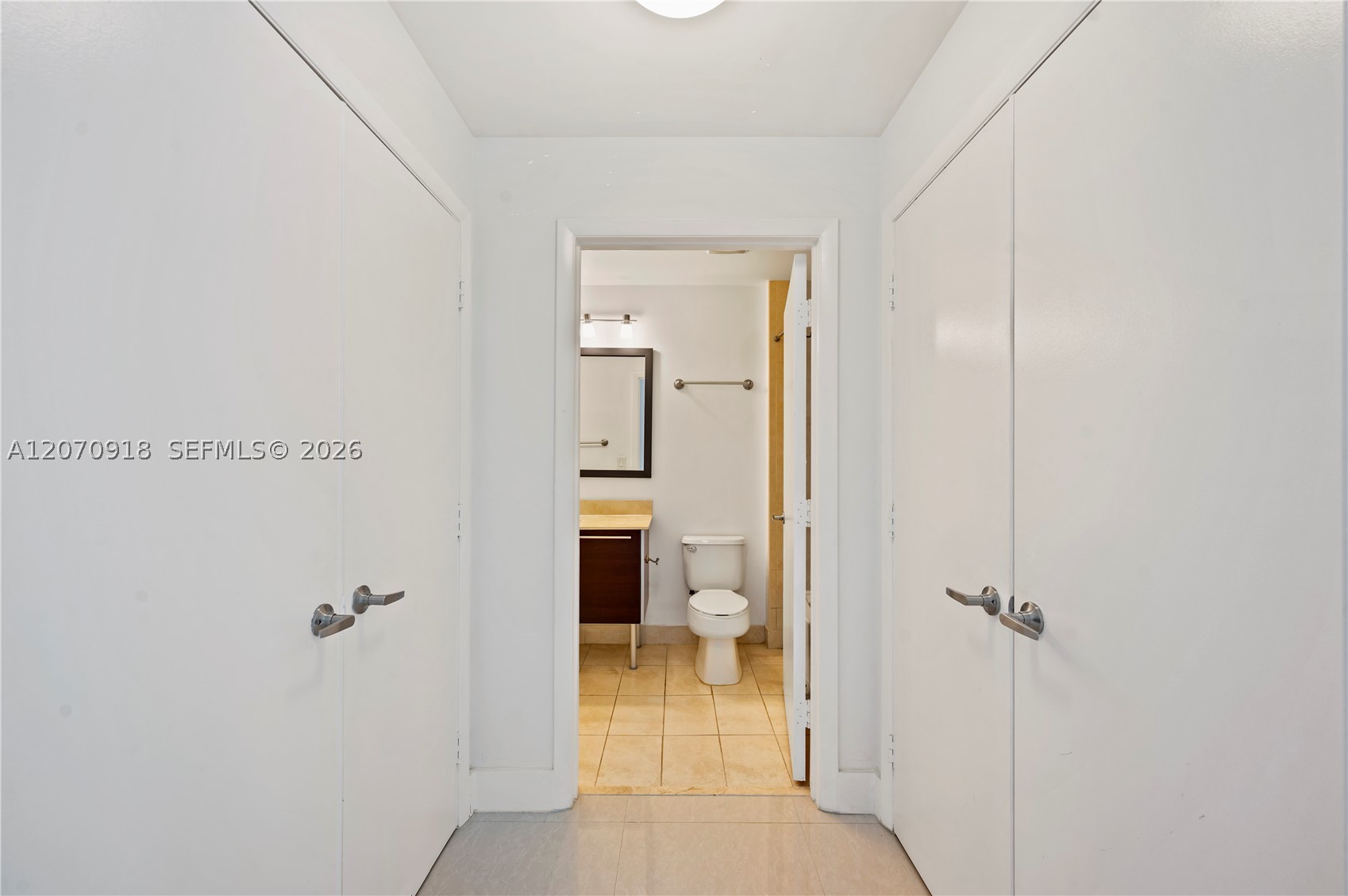 1900 N Bayshore Dr 4302 Property Photo 26