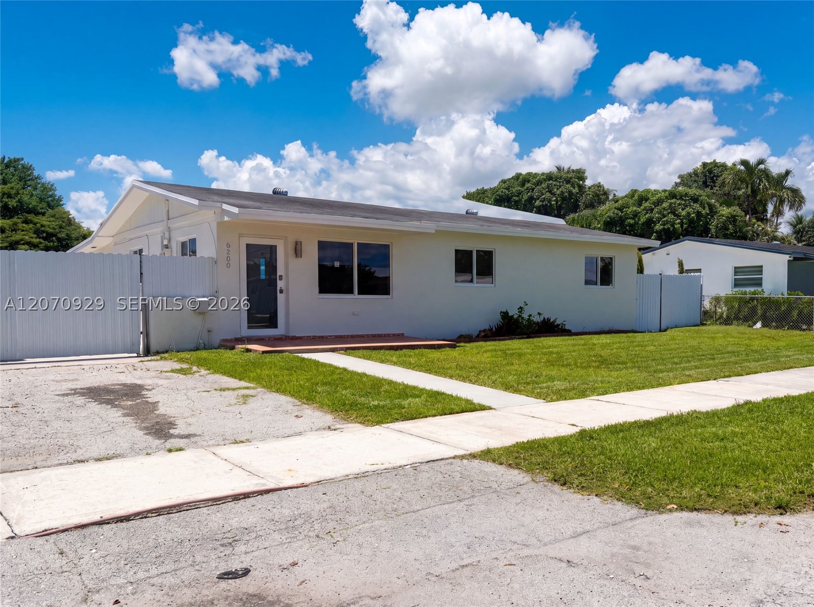 6200 SW 109th Ave