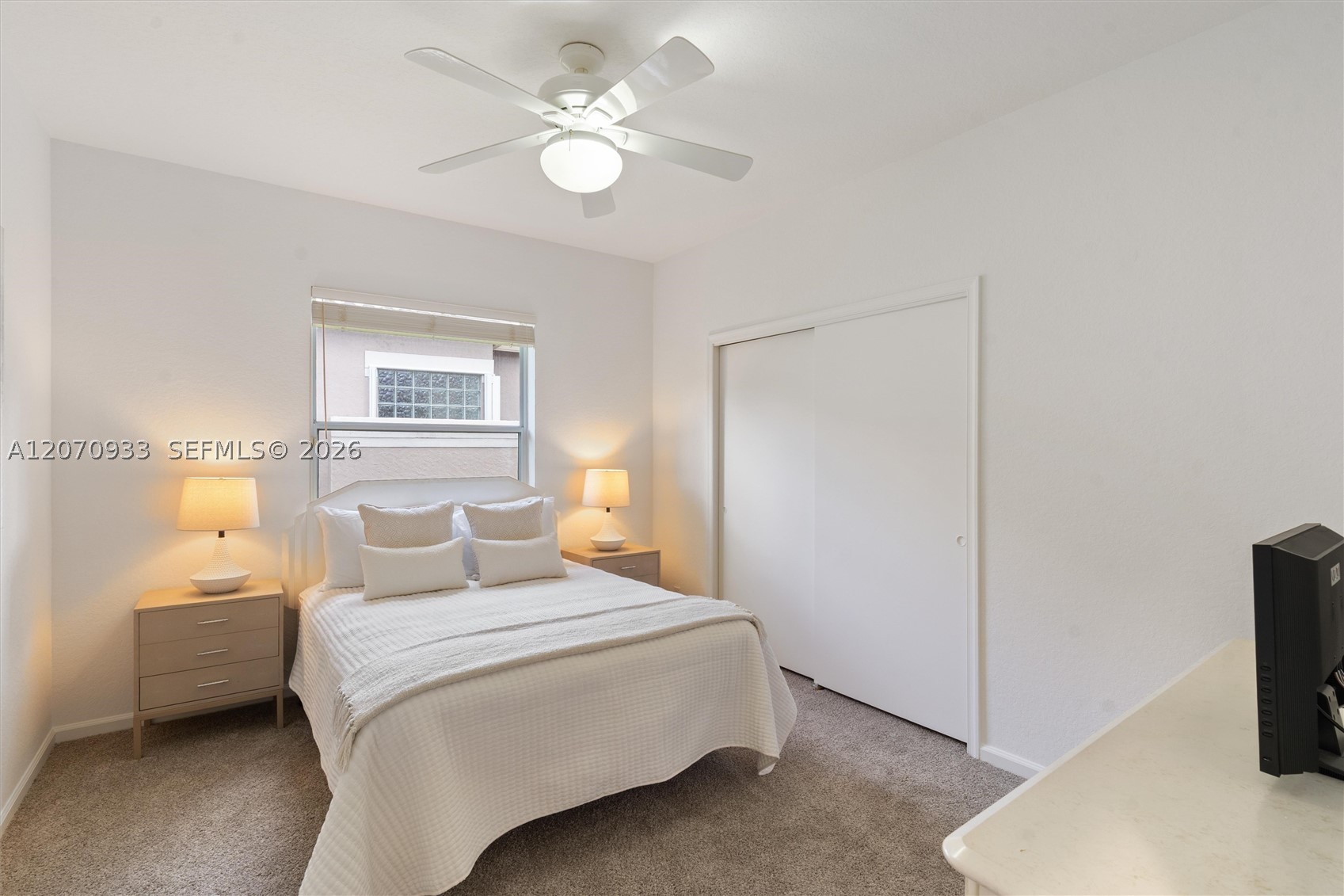 2733 Meadowood Dr Property Photo 20